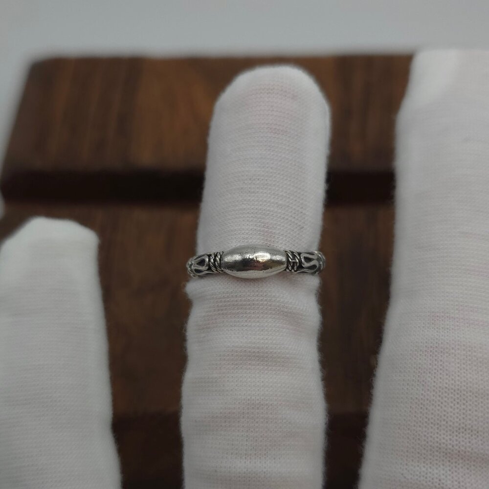 Size 5 925 Sterling Silver Orb Style Tribal Pattern Ring